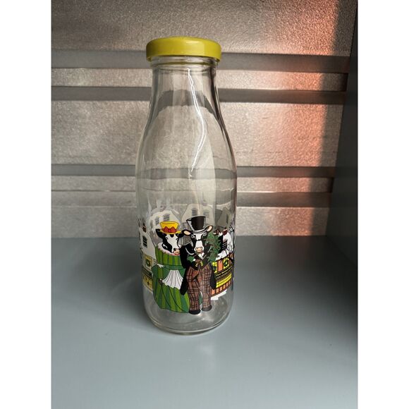 Vintage Cow Kitchen Lot – 4 Placemats, 2 Glass Milk Bottles, Large Jar w/ Lid - Picture 13 of 16